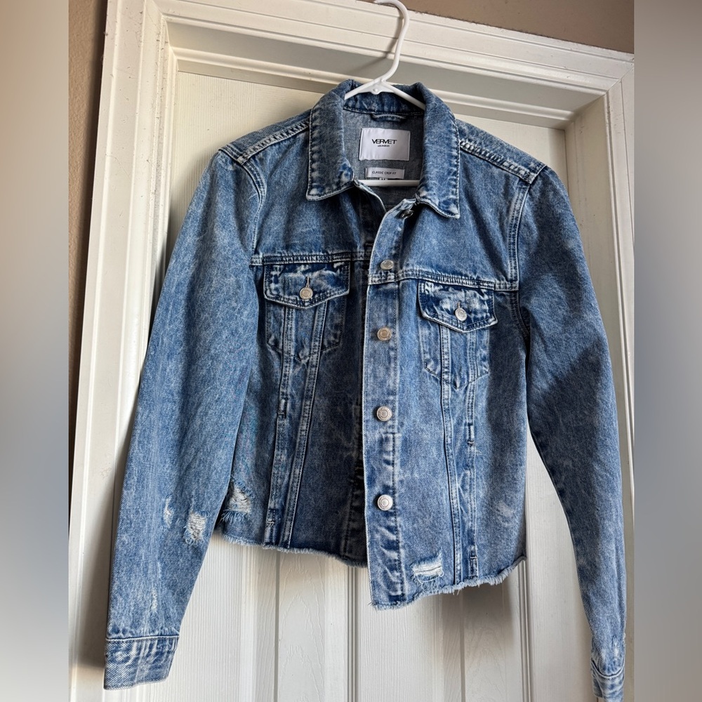Vervet Cropped Denim Jacket Size Medium